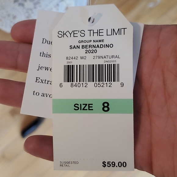 Laced blouse - Picture 3 of 5